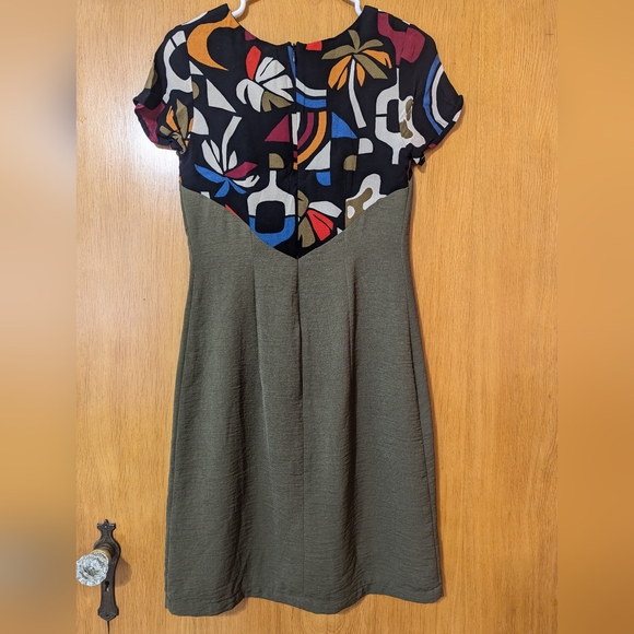 Annie50 back pattern dress - Picture 2 of 4